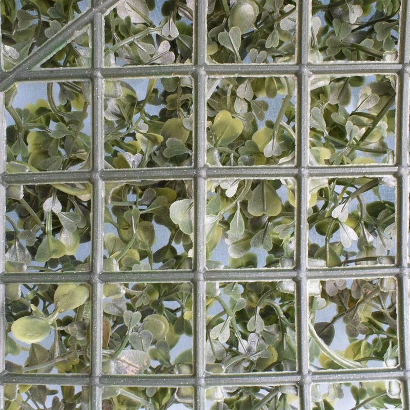 Imagem da tela quadriculada da placa de grama artificial verde